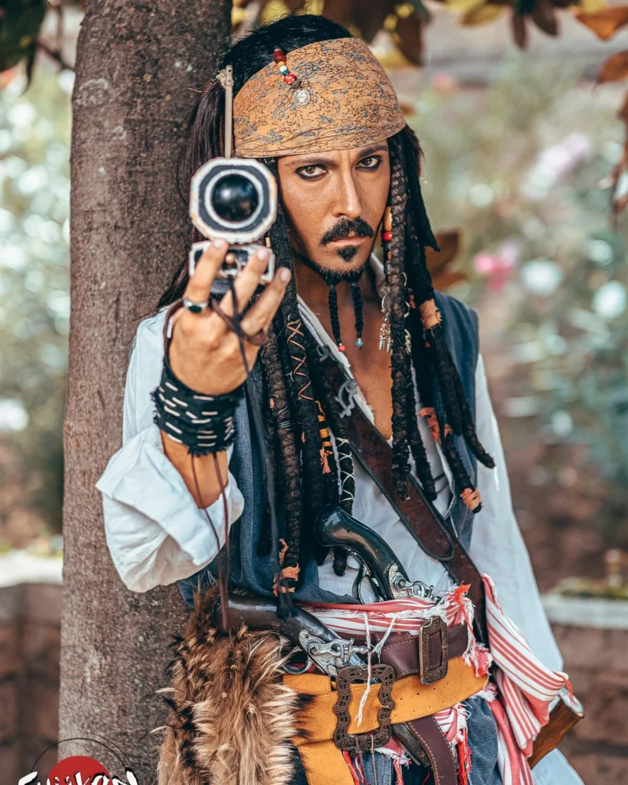 A Jack Sparrow Lookalike in Campania: You’ll Swear It’s Him