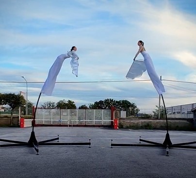 swaypole_in_italy_aereal_show_performance_0